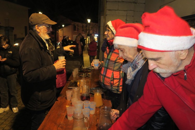 réconfort avec le vin, le jus de pommes ou le chocolat chaud