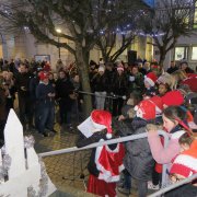 La foule place Michel Gardeux 